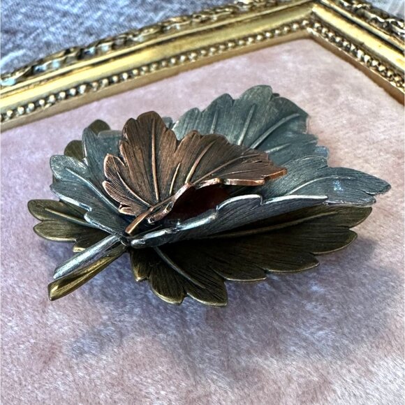 Vintage Layered Maple Leaf Brooch Gold, Silver & Copper Tone Metal Nature Lover - Picture 7 of 8
